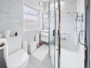 SHOWER ROOM- click for photo gallery